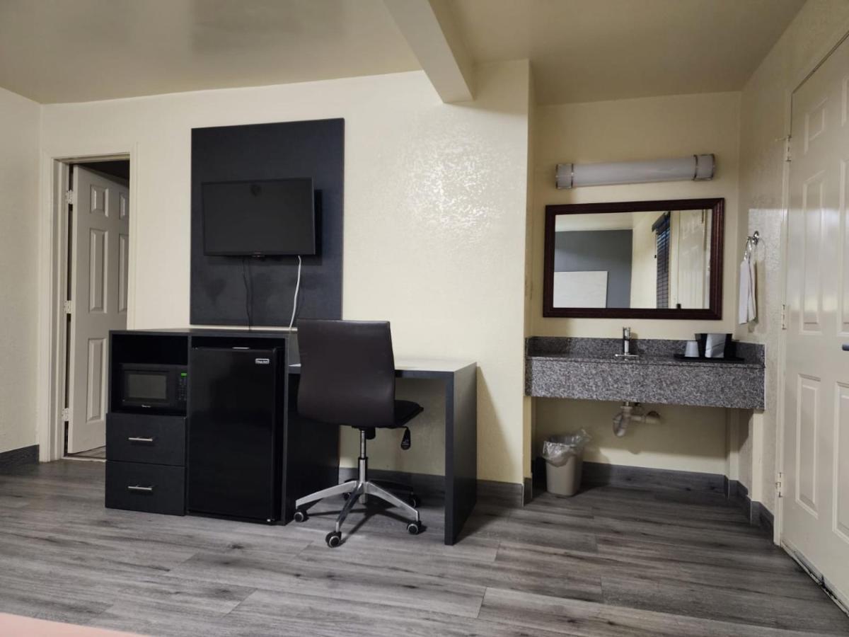 Green Garden Inn Greensboro Ngoại thất bức ảnh